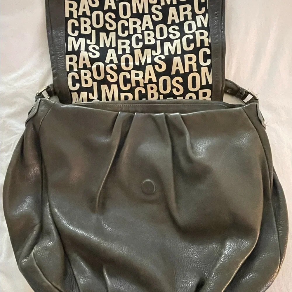 Marc by Marc Jacobs Genuine   Leather Shoulder Bag Grey (16x13hx3d)